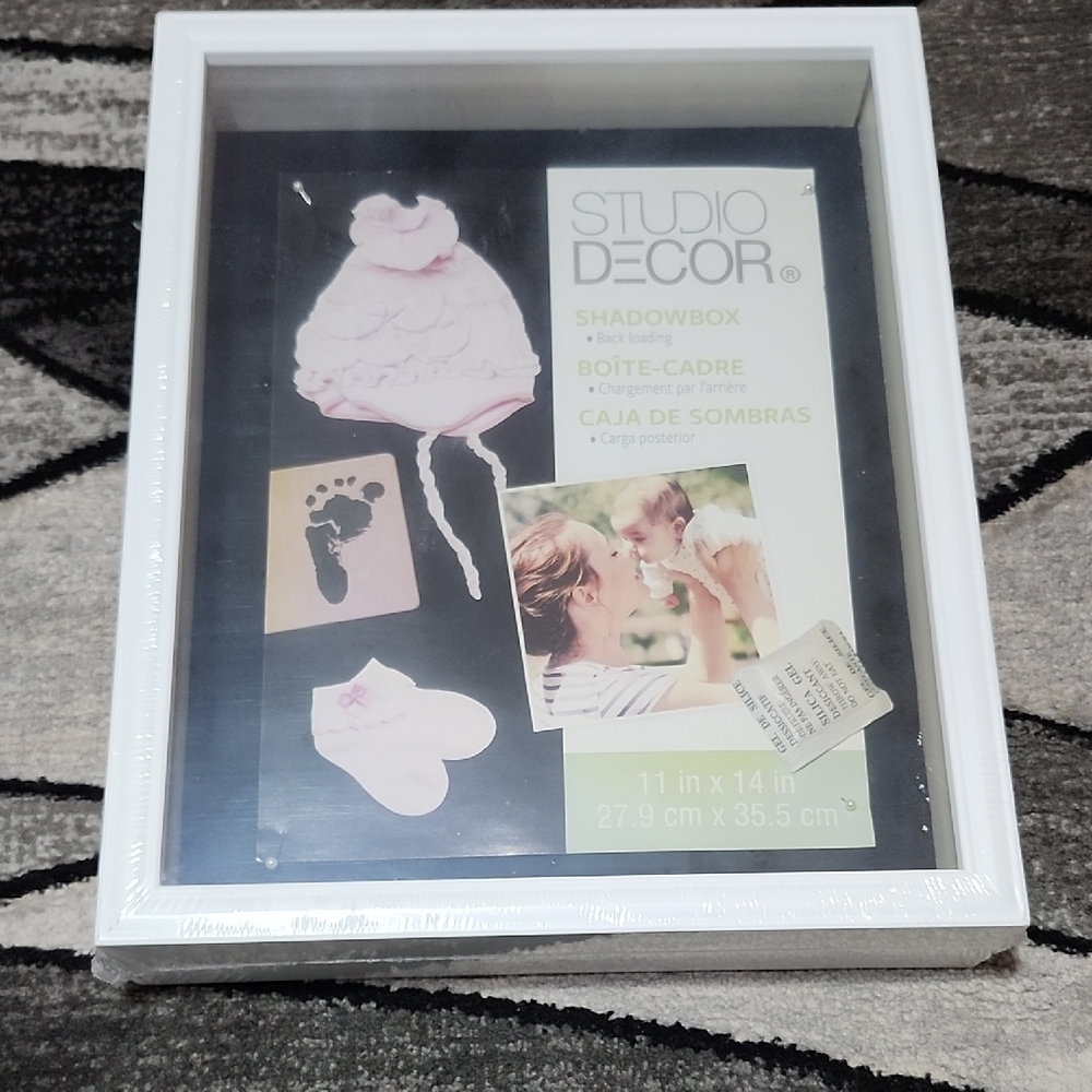 STUDIO DECOR 11"X14" WHITE KEEPSAKE SHADOWBOX